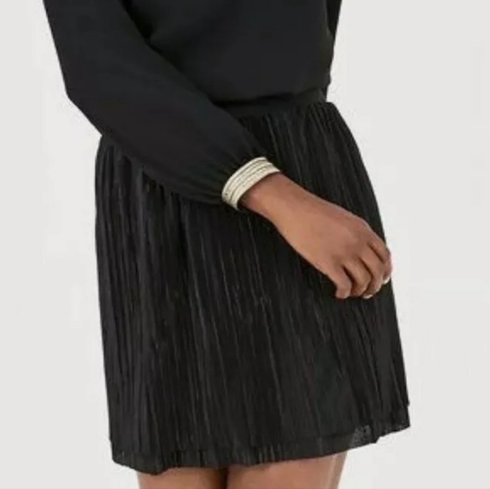 NWT Reversible Stella & Dot Skirt Pleated Black Shimmer Elastic Small